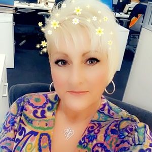 Meet your Posher, Karen